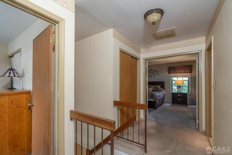 501 Maplecrest Rd, Edison, NJ 08820 photo 14