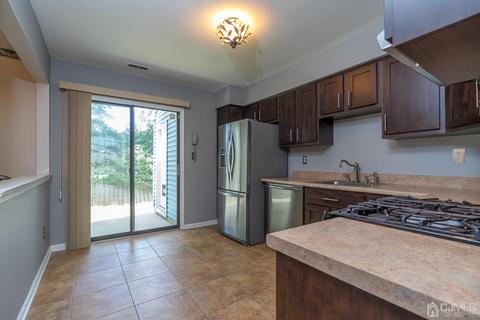 501 Maplecrest Rd, Edison, NJ 08820 photo 11