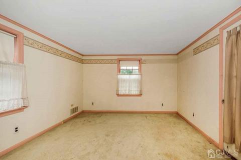 314 Giles Ave, Middlesex, NJ 08846 photo 14