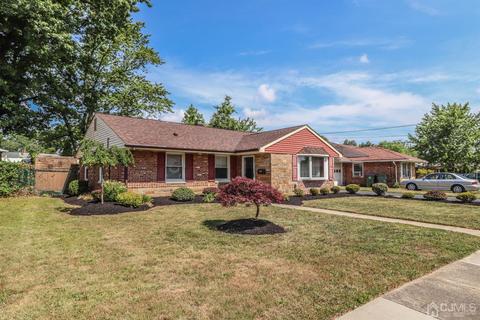 12 Roger Rd, Edison, NJ 08817 photo 2