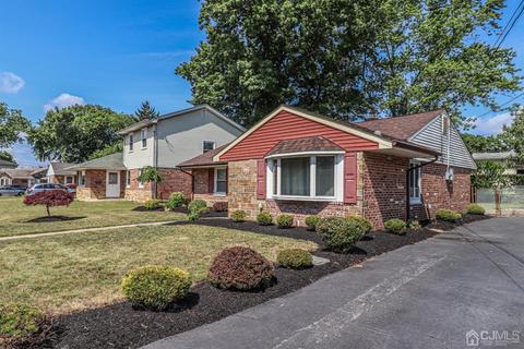 12 Roger Rd, Edison, NJ 08817 photo 3