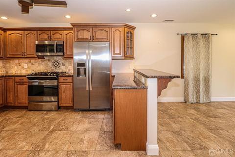 12 Roger Rd, Edison, NJ 08817 photo 17