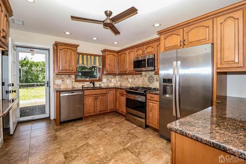 12 Roger Rd, Edison, NJ 08817 photo 11