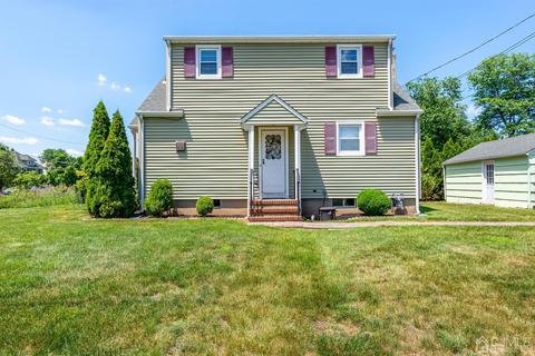 145 Chestnut St, Middlesex, NJ 08846 photo 3