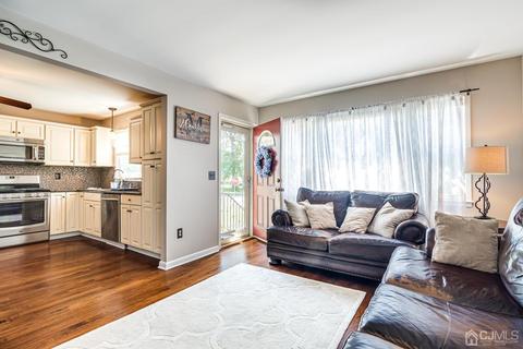 145 Chestnut St, Middlesex, NJ 08846 photo 8