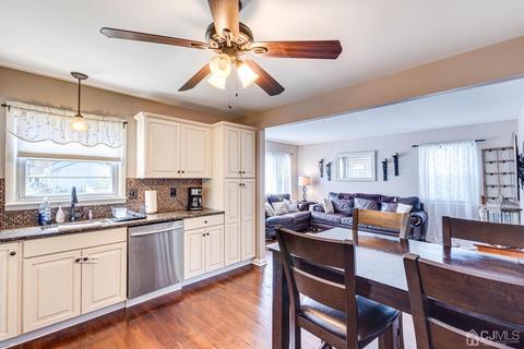 145 Chestnut St, Middlesex, NJ 08846 photo 6