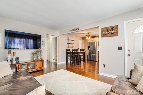 145 Chestnut St, Middlesex, NJ 08846 photo 7