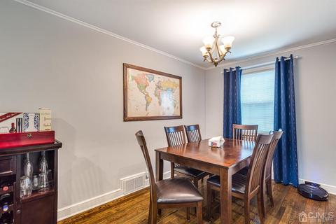 27 Macarthur Dr, Edison, NJ 08837 photo 9