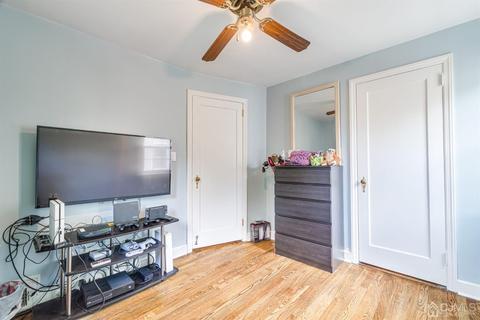 27 Macarthur Dr, Edison, NJ 08837 photo 17