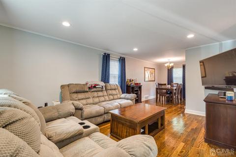 27 Macarthur Dr, Edison, NJ 08837 photo 7