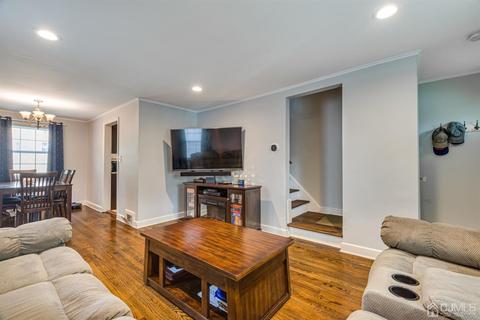 27 Macarthur Dr, Edison, NJ 08837 photo 6