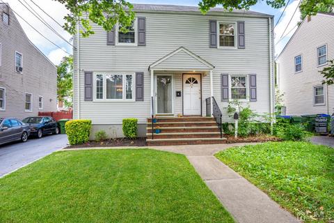 27 Macarthur Dr, Edison, NJ 08837 photo 1