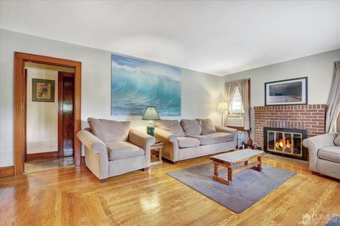 84 Main St, Helmetta, NJ 08828 photo 3
