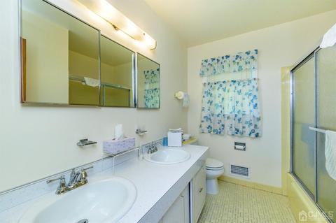 22 Eileen Way, Edison, NJ 08837 photo 22