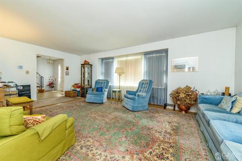 22 Eileen Way, Edison, NJ 08837 photo 5
