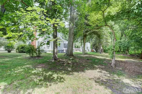 86 Main St, Helmetta, NJ 08828 photo 3