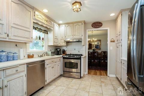 10 Walker Ave, Edison, NJ 08820 photo 14