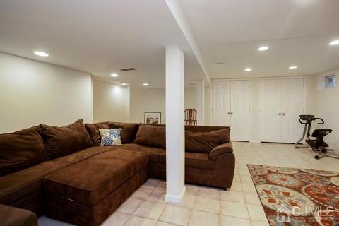 10 Walker Ave, Edison, NJ 08820 photo 24
