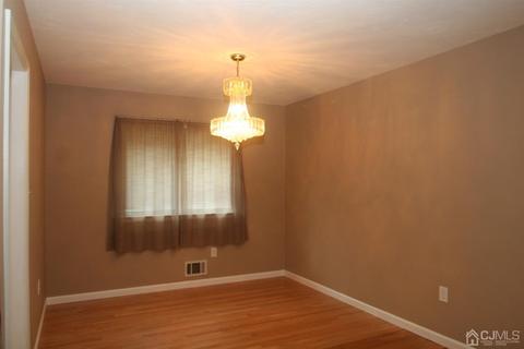 10 Lonanbe Dr, Middlesex, NJ 08846 photo 9