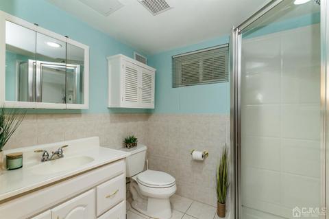 2 Sharp Rd, Edison, NJ 08837 photo 29
