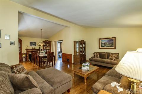 2 Sharp Rd, Edison, NJ 08837 photo 14