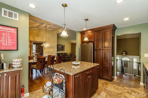 2 Sharp Rd, Edison, NJ 08837 photo 7