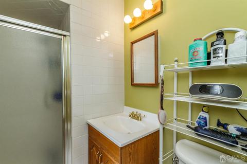 2 Sharp Rd, Edison, NJ 08837 photo 18