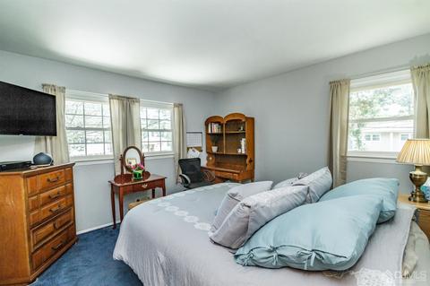2 Sharp Rd, Edison, NJ 08837 photo 19