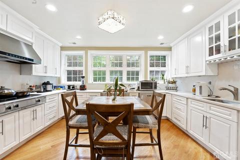 429 Plainfield Rd, Edison, NJ 08820 photo 7
