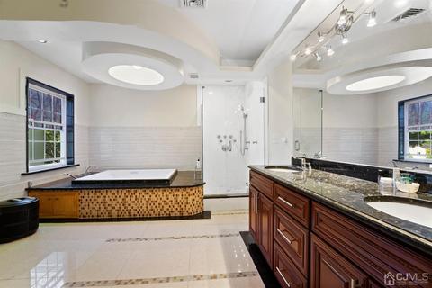 429 Plainfield Rd, Edison, NJ 08820 photo 17