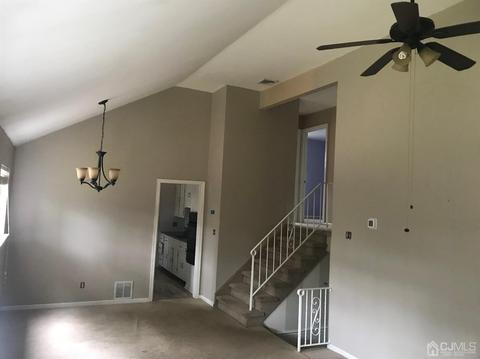 150 Vogel Pl, Middlesex, NJ 08846 photo 10