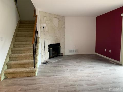6 Iris Ct, Edison, NJ 08820 photo 8