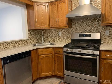 6 Iris Ct, Edison, NJ 08820 photo 5