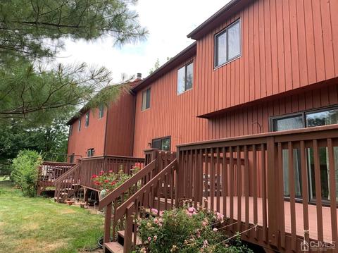 6 Iris Ct, Edison, NJ 08820 photo 4