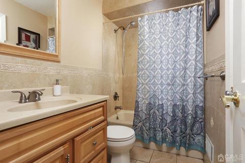 4 School Dr, Sayreville, NJ 08859 photo 14