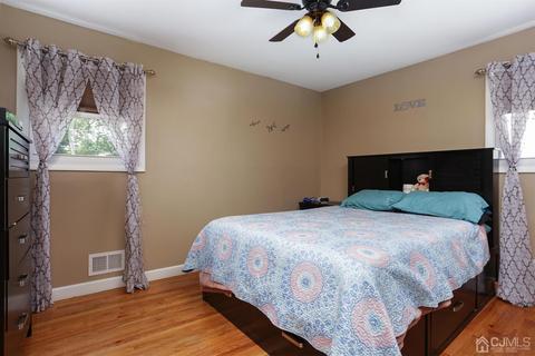 4 School Dr, Sayreville, NJ 08859 photo 15