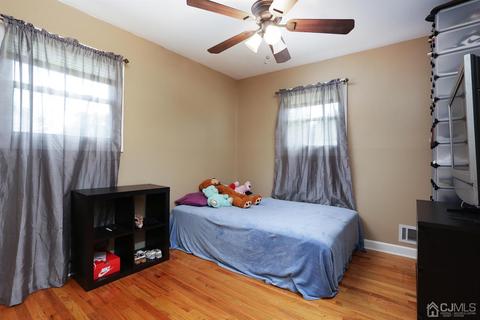 4 School Dr, Sayreville, NJ 08859 photo 11