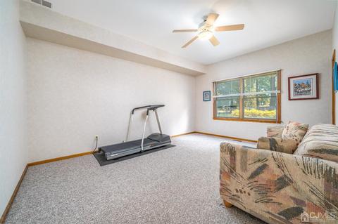 9 Aspen Cir, Edison, NJ 08820 photo 16