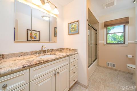 9 Aspen Cir, Edison, NJ 08820 photo 25
