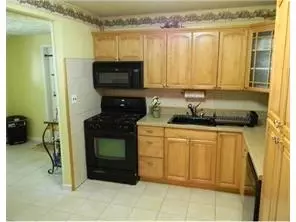 25 Stiles Rd, Edison, NJ 08817 photo 4
