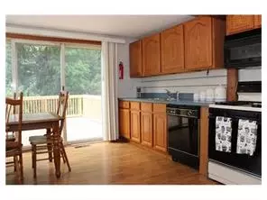 196 Old Rd, NJ 07077 photo 4