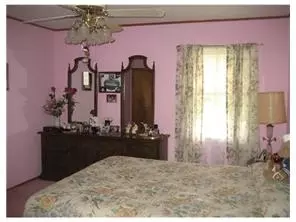 17 Walnut St, Edison, NJ 08817 photo 8