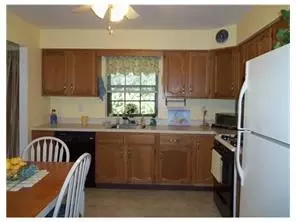 804 Maplecrest Rd, Edison, NJ 08820 photo 11