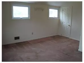 29 Robin Pl, NJ 08859 photo 7