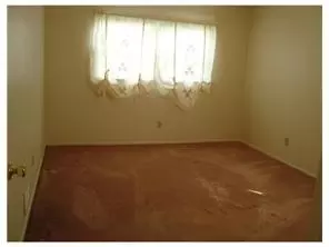 29 Robin Pl, NJ 08859 photo 4