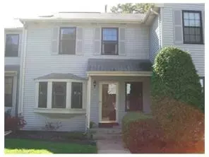 1507 Timber Oaks Rd, Edison, NJ 08820 photo 1