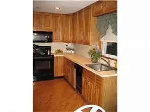 60 Old Rd, NJ 07077 photo 5