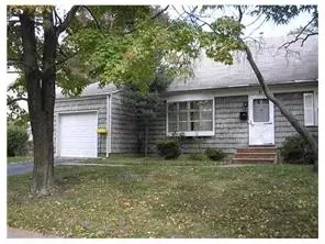31 Dey Pl, Edison, NJ 08817 photo 2