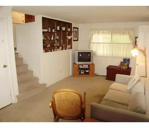 15 Ely Pl, Edison, NJ 08817 photo 16