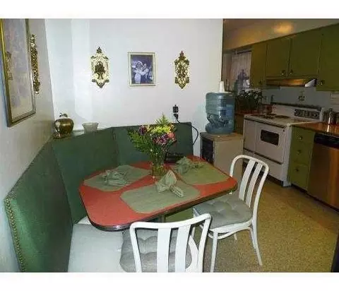 429 E Fifth Ave, Roselle, NJ 07203 photo 5